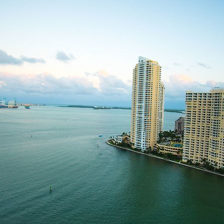 Bayfront Suites By Yourent Miami Exterior photo